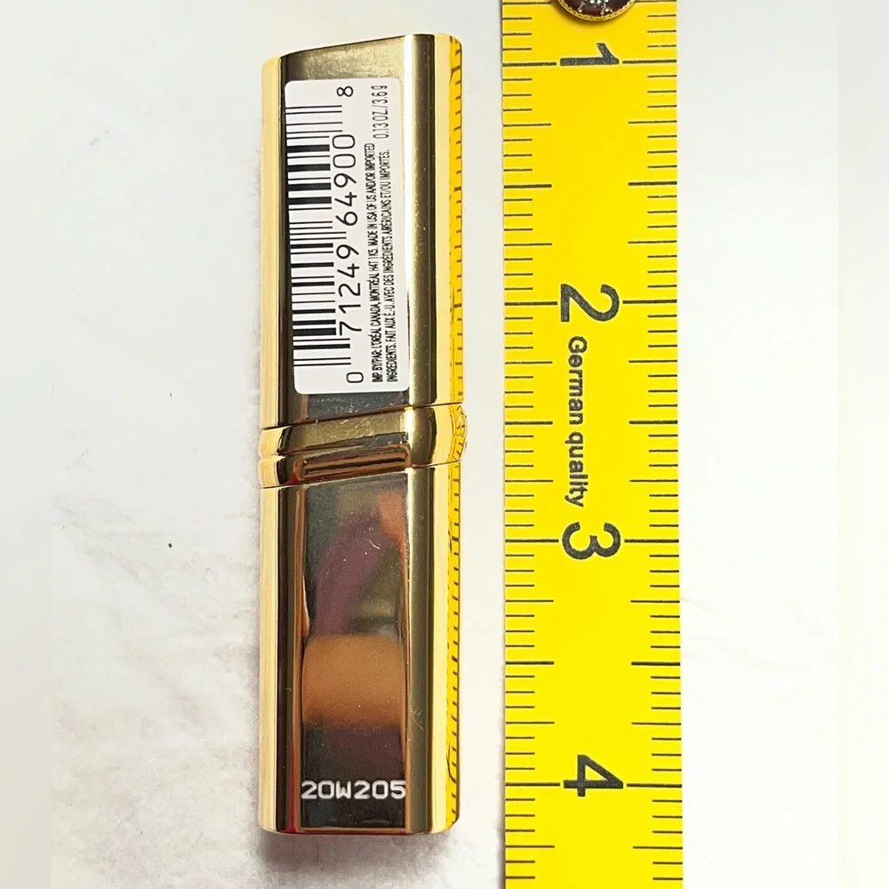 L'Oreal Paris Colour Riche Reds of Worth Satin Lipstick, 189 Ambitious Red - New